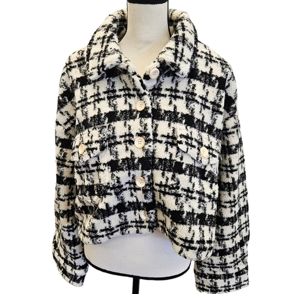 Vici Constance Teddy Crop Jacket Black Ivory NEW Button Front Lined - Picture 2 of 7